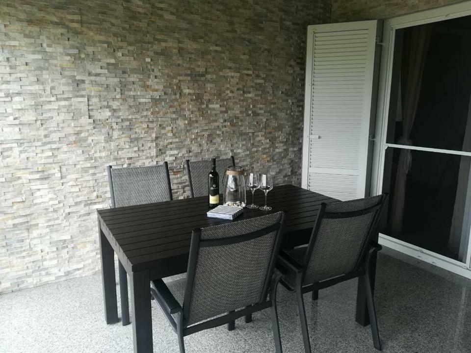 Apartment Sun & Sea كرك المظهر الخارجي الصورة