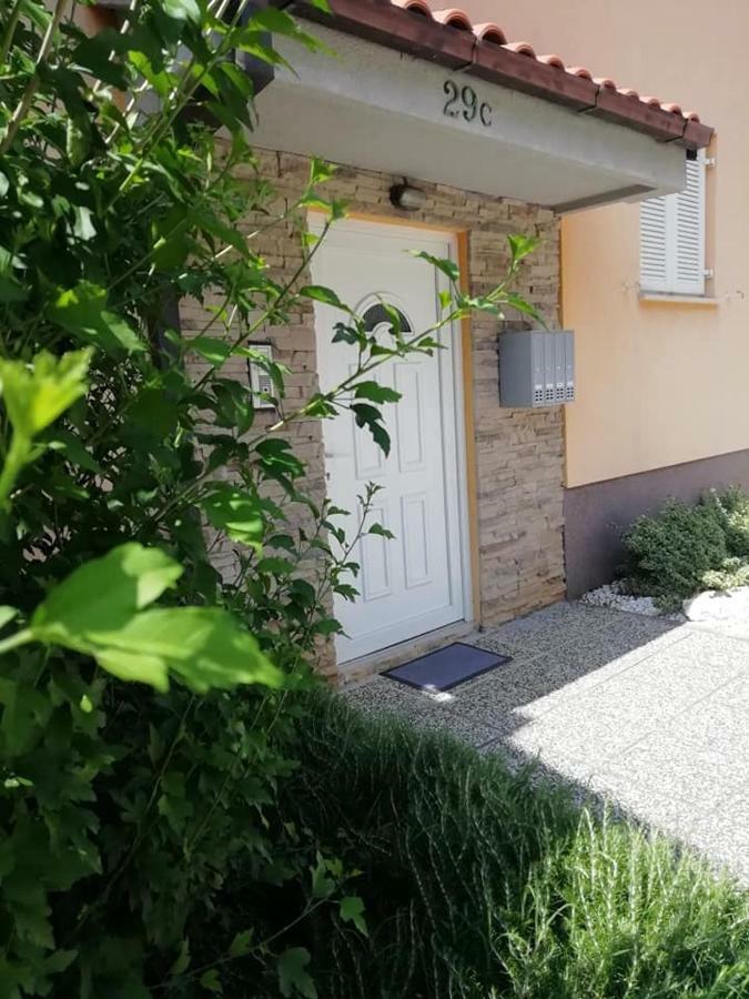 Apartment Sun & Sea كرك المظهر الخارجي الصورة